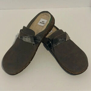 Earth Originals Women's Gray Essential Eloise Faux Fur Lined Clogs Size 8.5